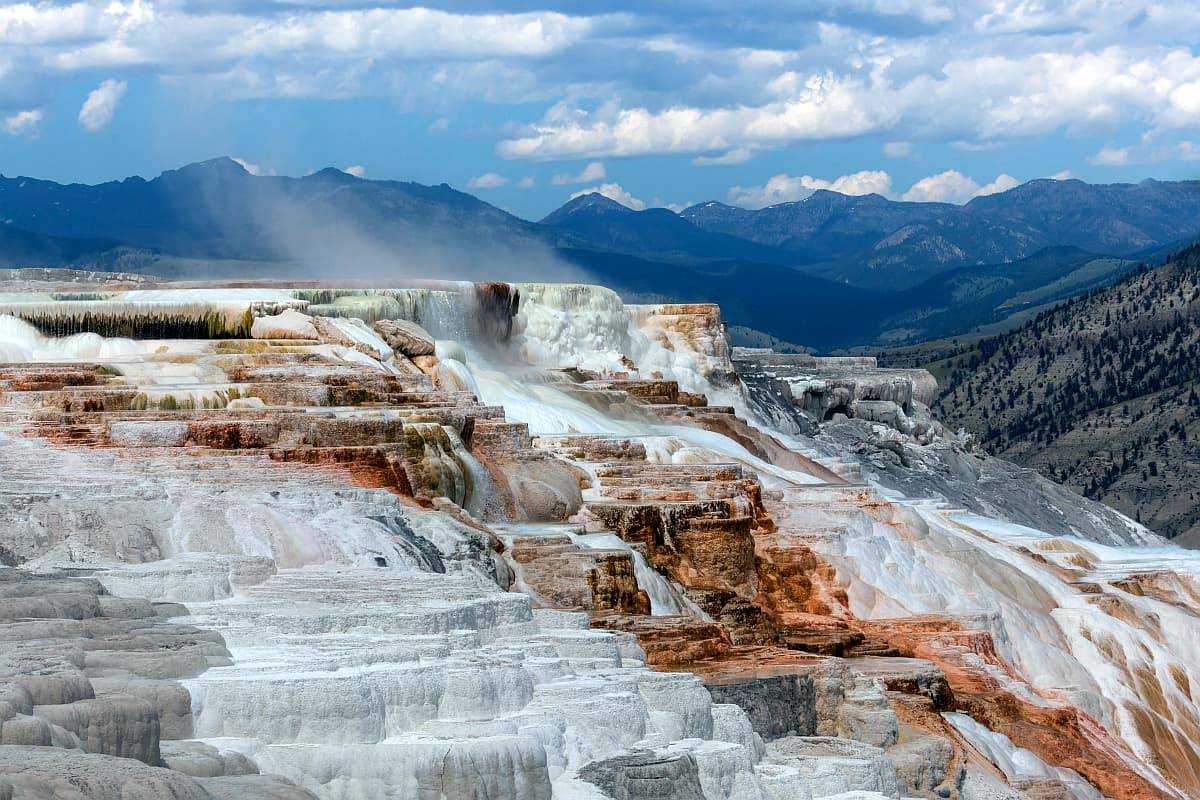 Mammoth Springs Yellowstone.