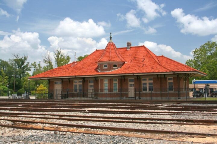 Nacogdoches historic railroad depot, Image: DepositPhotos.