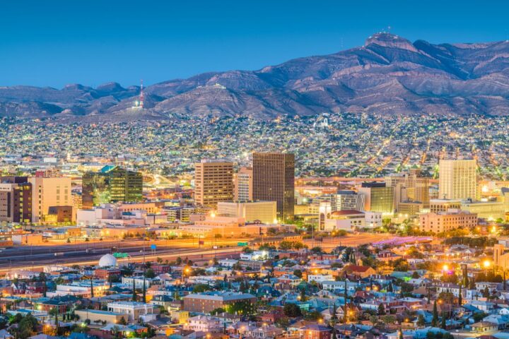 El Paso Texas skyline at dusk.
