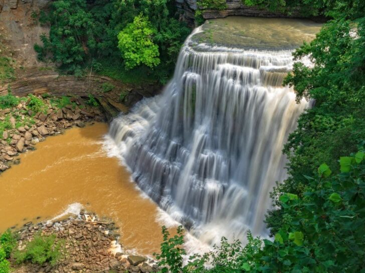 Burgess Falls cascade waterfall in Tennessee.